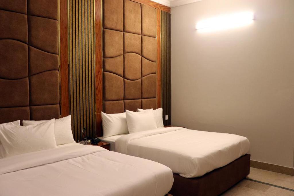 Thomas Guest House Islamabad Exterior photo