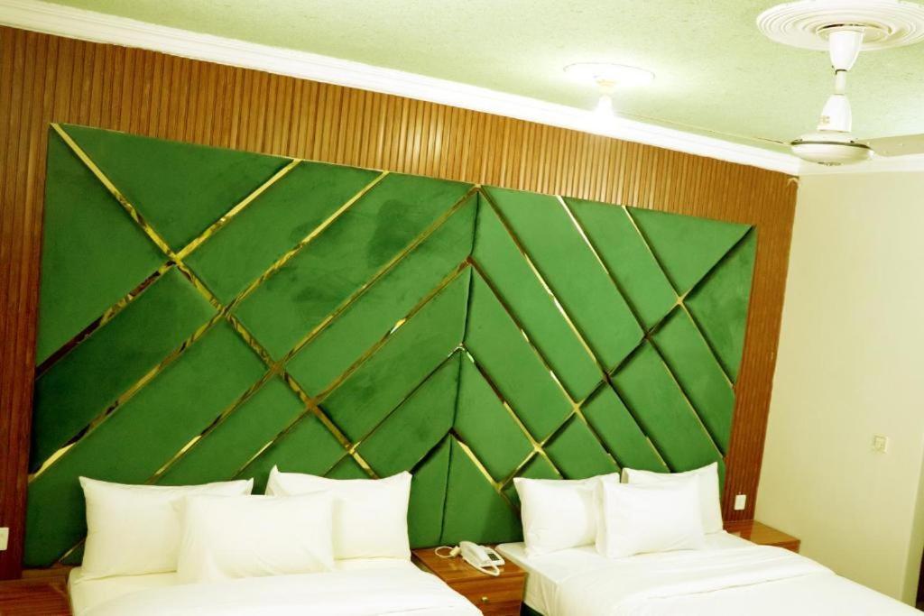 Thomas Guest House Islamabad Exterior photo